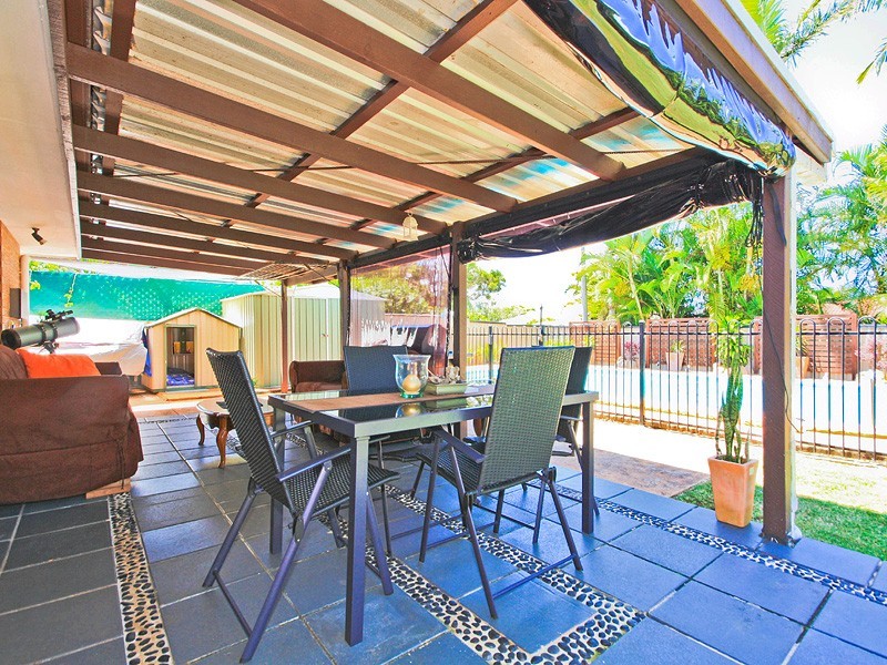 5 Albatross Street, Victoria Point QLD 4165