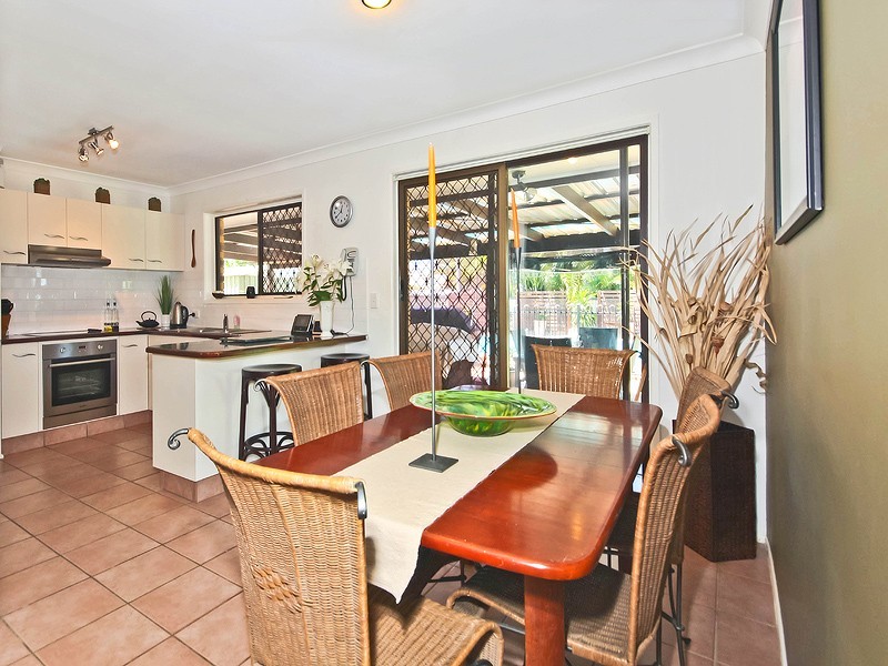 5 Albatross Street, Victoria Point QLD 4165