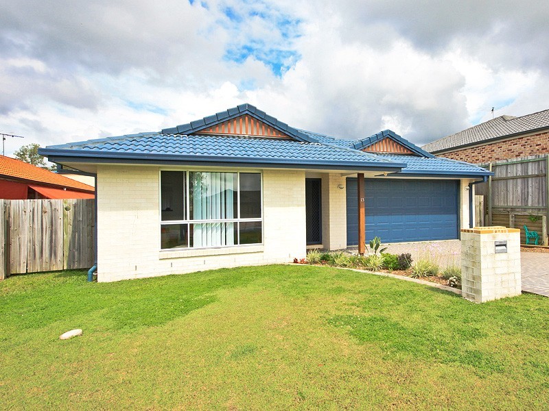 13 Brendan Way, Victoria Point QLD 4165