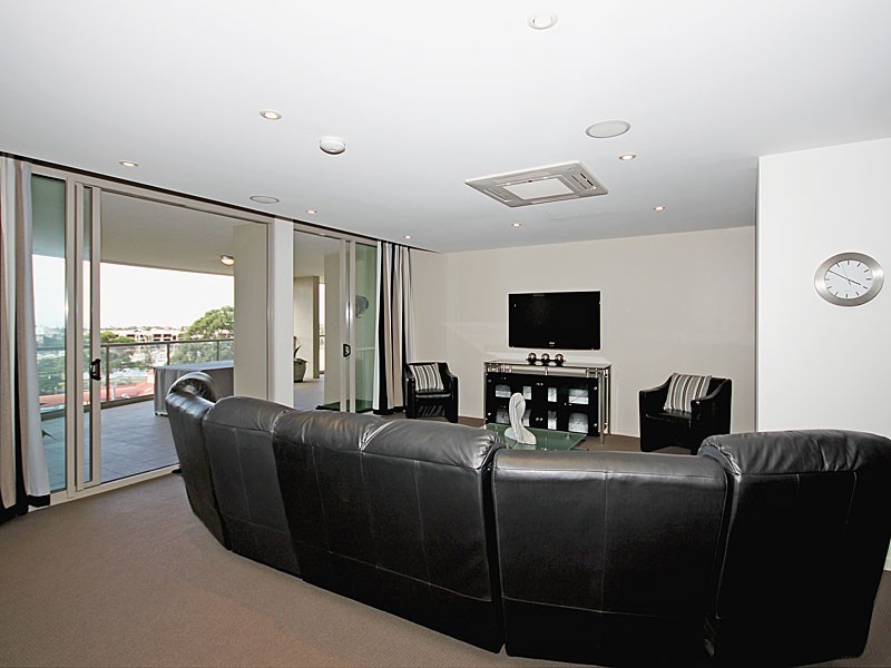 27/135 Shore Street West, Cleveland QLD 4163