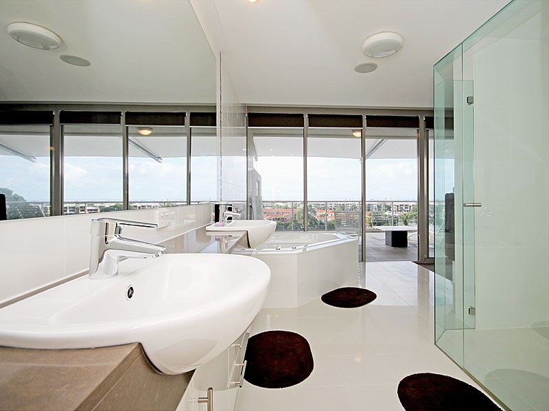 27/135 Shore Street West, Cleveland QLD 4163