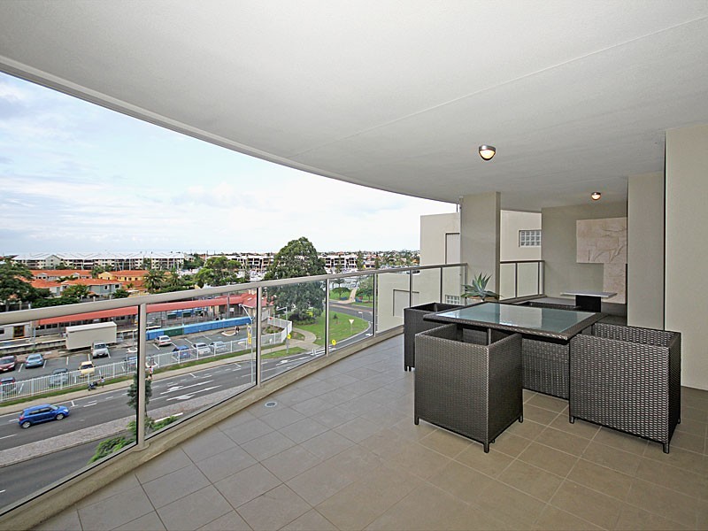 27/135 Shore Street West, Cleveland QLD 4163