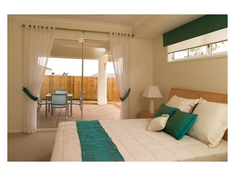 94 Bunker Road, Victoria Point QLD 4165