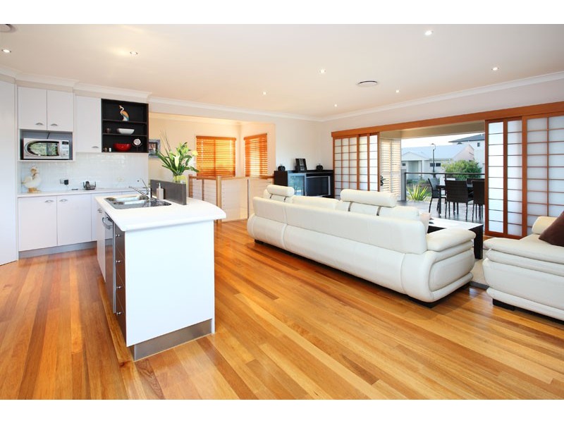 4 Beddoe Street, Thornlands QLD 4164