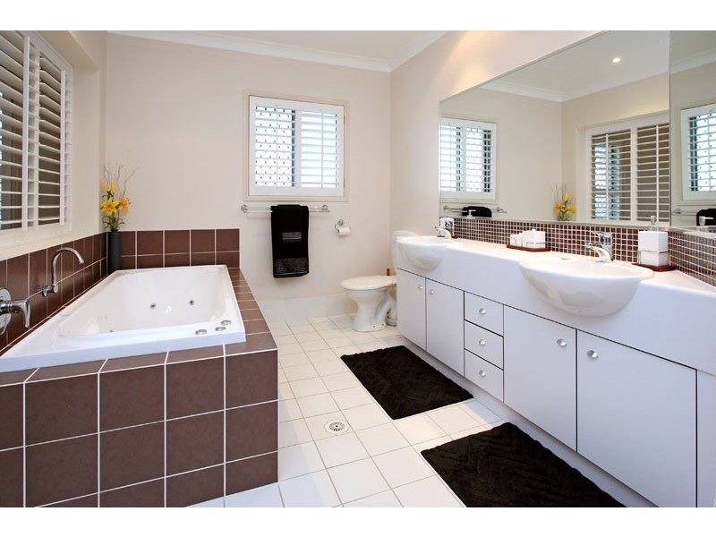 4 Beddoe Street, Thornlands QLD 4164