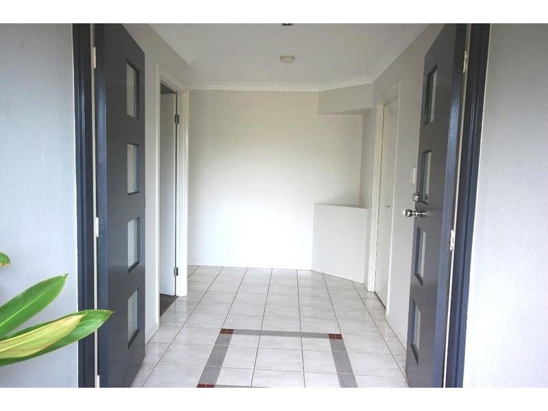 13 Foote Street, Redland Bay QLD 4165