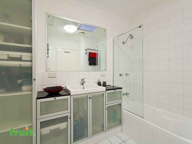 28/218 Queen Street, Cleveland QLD 4163