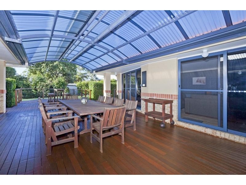 15 Malcomia Street, Redland Bay QLD 4165