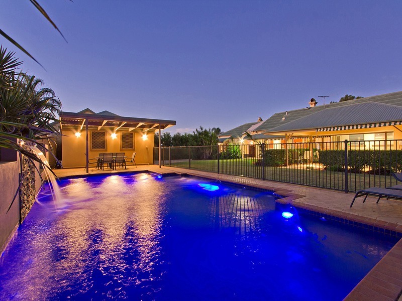 6 Honeyeater Court, Thornlands QLD 4164