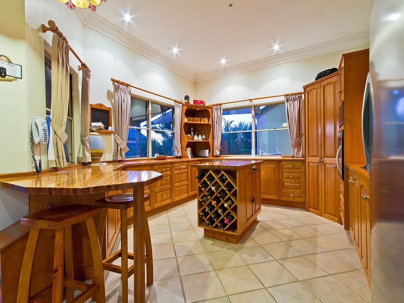 6 Honeyeater Court, Thornlands QLD 4164