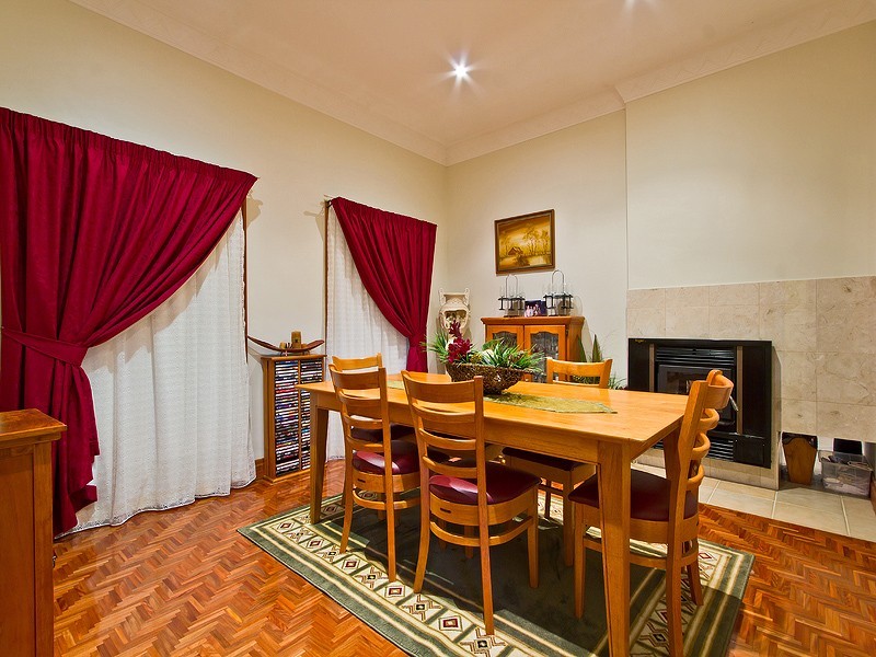 6 Honeyeater Court, Thornlands QLD 4164