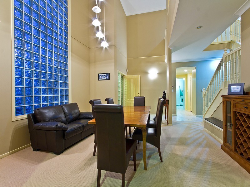 10 Kinsail Court, Raby Bay QLD 4163