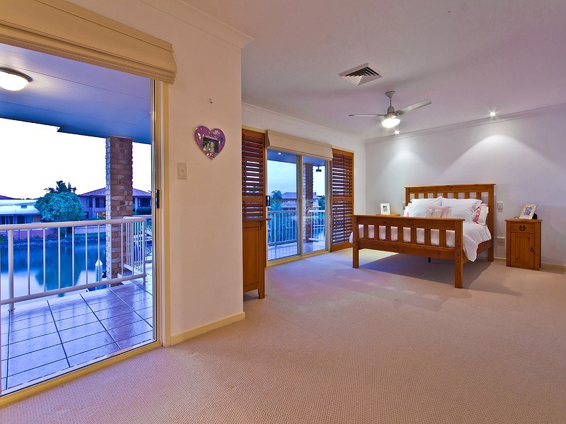 10 Kinsail Court, Raby Bay QLD 4163