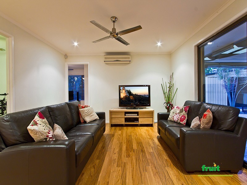 7 St Helena Court, Cleveland QLD 4163