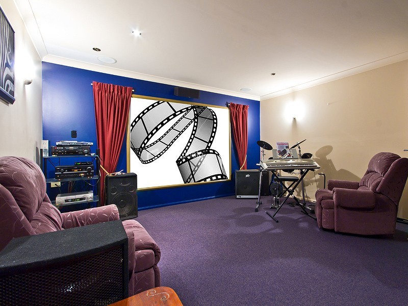 12 Clay Gully Road, Victoria Point QLD 4165