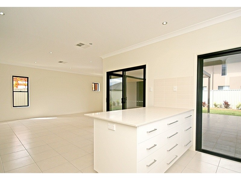 8 Wendy Close, Thornlands QLD 4164