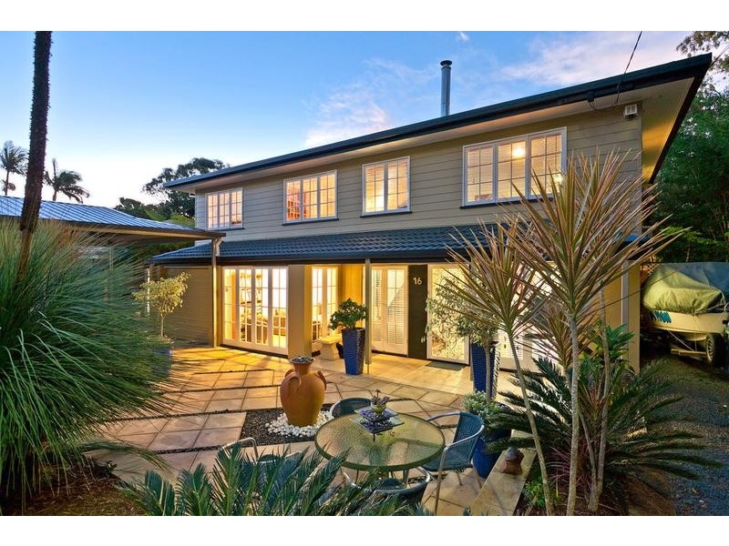 16 Marlin Street, Thorneside QLD 4158
