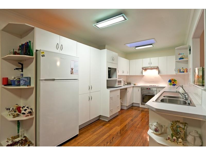 16 Marlin Street, Thorneside QLD 4158