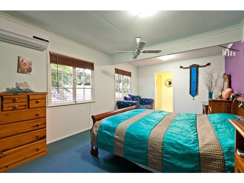 16 Marlin Street, Thorneside QLD 4158