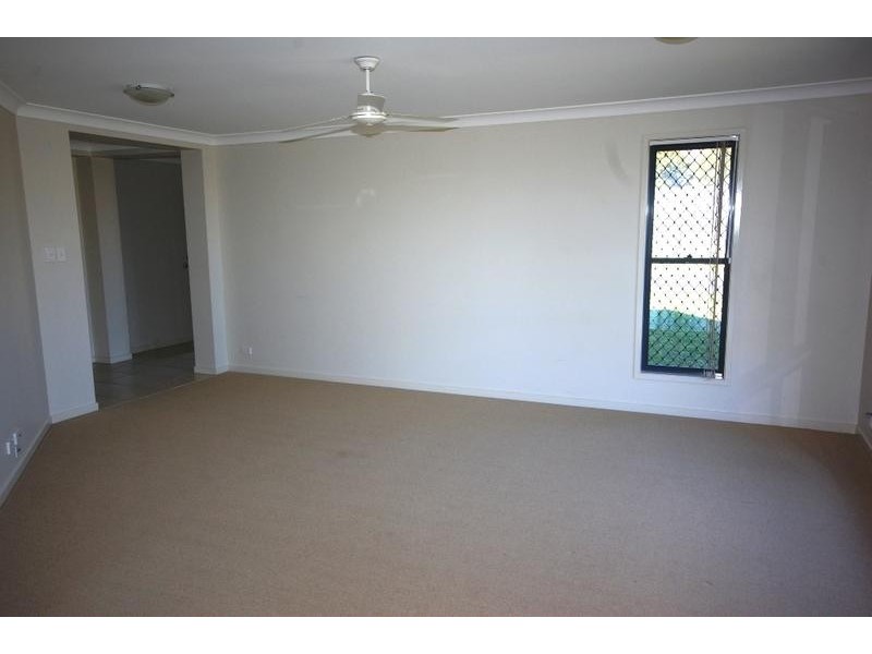 2 Montessa Street, Victoria Point QLD 4165