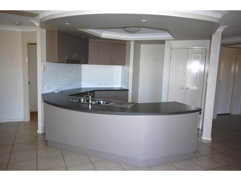 2 Montessa Street, Victoria Point QLD 4165