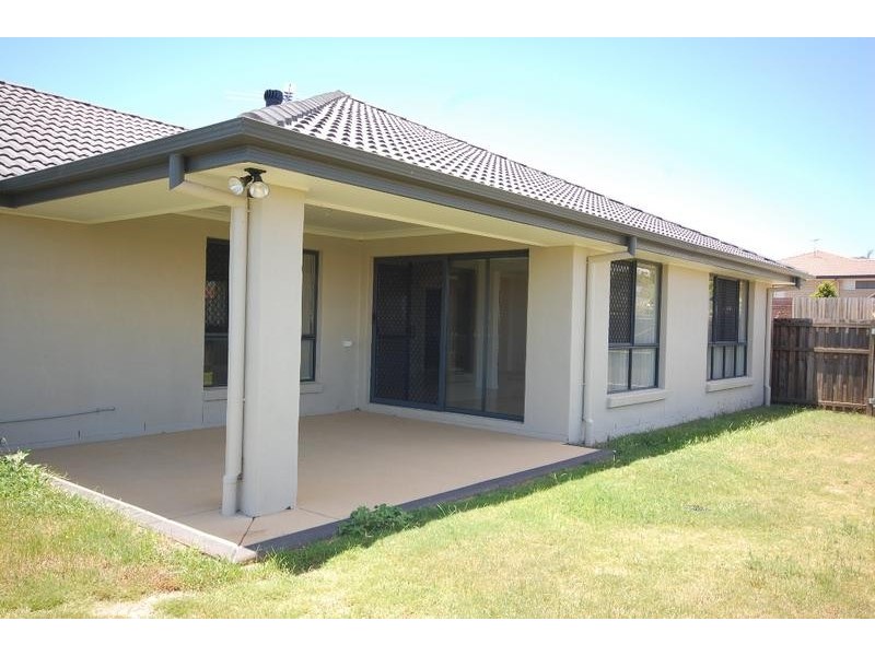 2 Montessa Street, Victoria Point QLD 4165