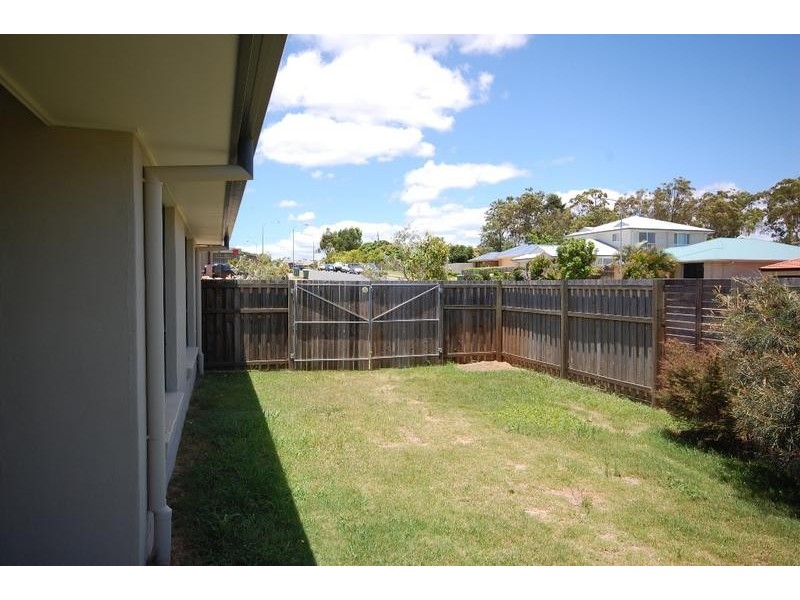 2 Montessa Street, Victoria Point QLD 4165