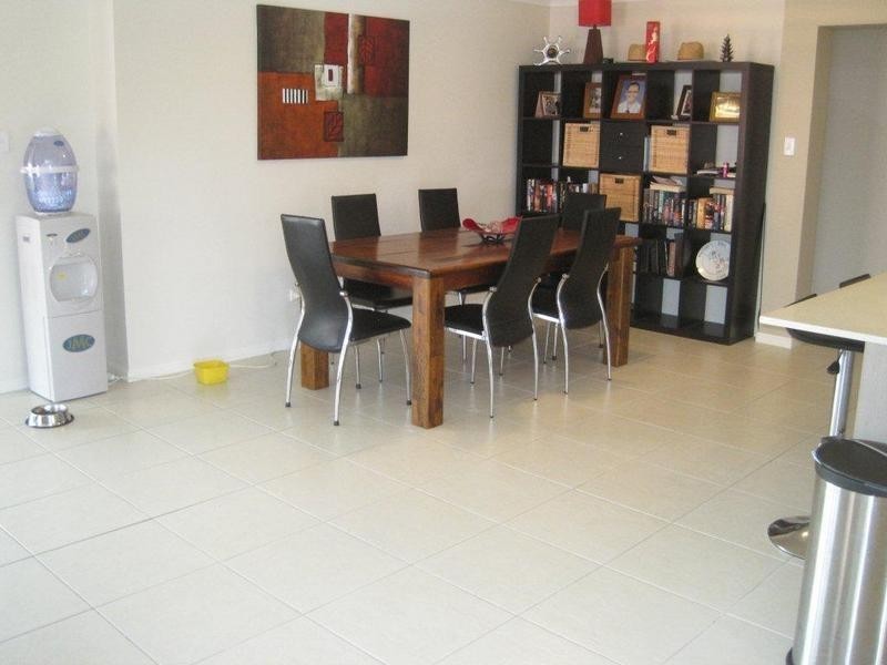 2 Foote Street, Redland Bay QLD 4165