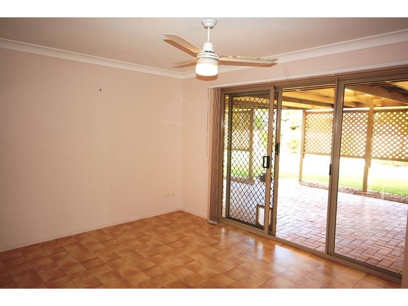 6 Poinciana Drive, Victoria Point QLD 4165