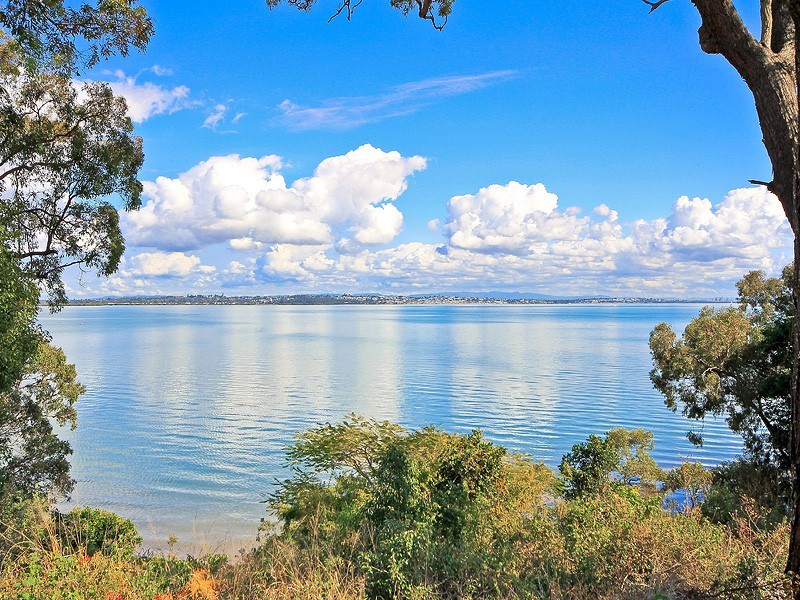 70 Main Road, Wellington Point QLD 4160