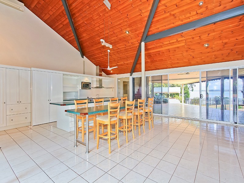 70 Main Road, Wellington Point QLD 4160