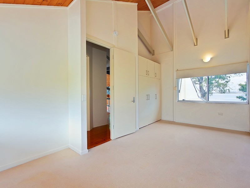 70 Main Road, Wellington Point QLD 4160