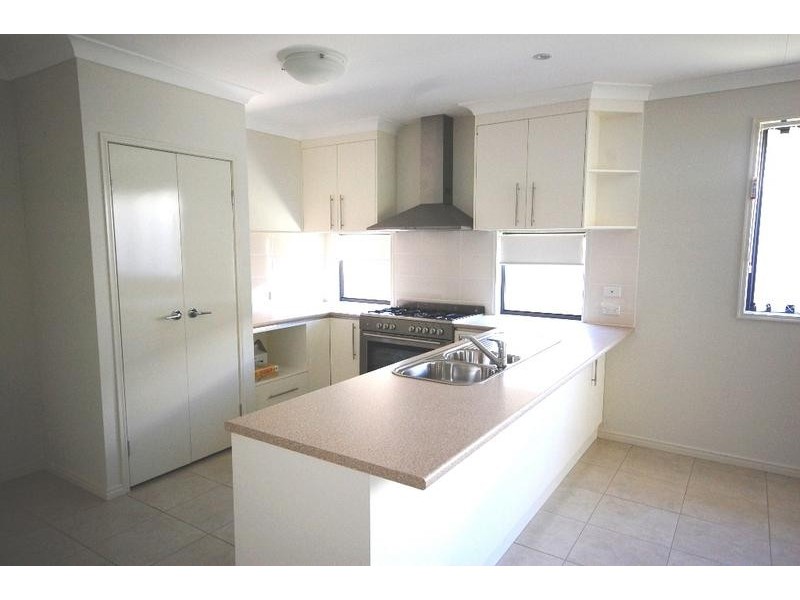 57A School Road, Victoria Point QLD 4165