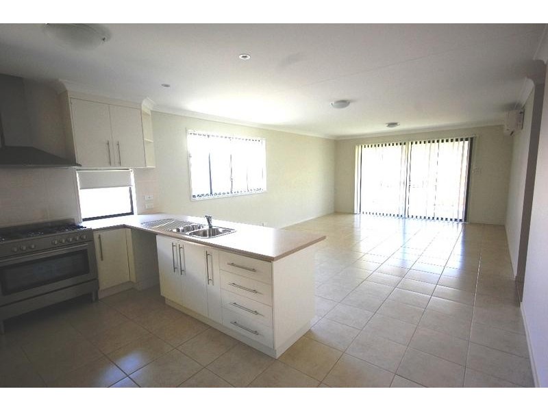 57A School Road, Victoria Point QLD 4165
