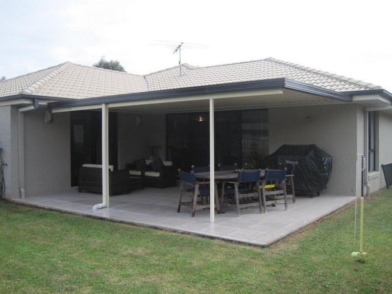 2 Foote Street, Redland Bay QLD 4165