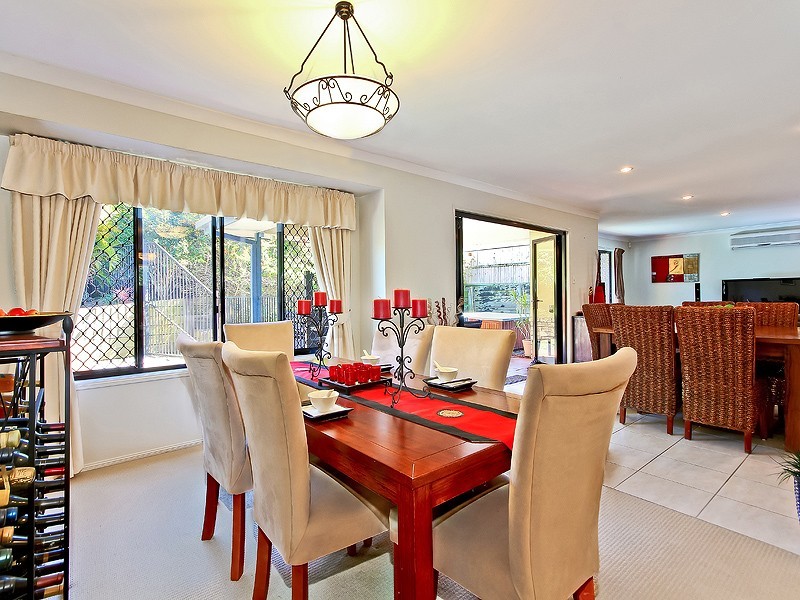 27 Snipe Street, Redland Bay QLD 4165