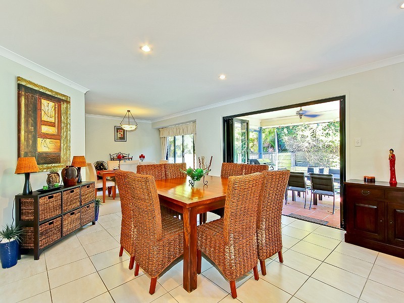 27 Snipe Street, Redland Bay QLD 4165