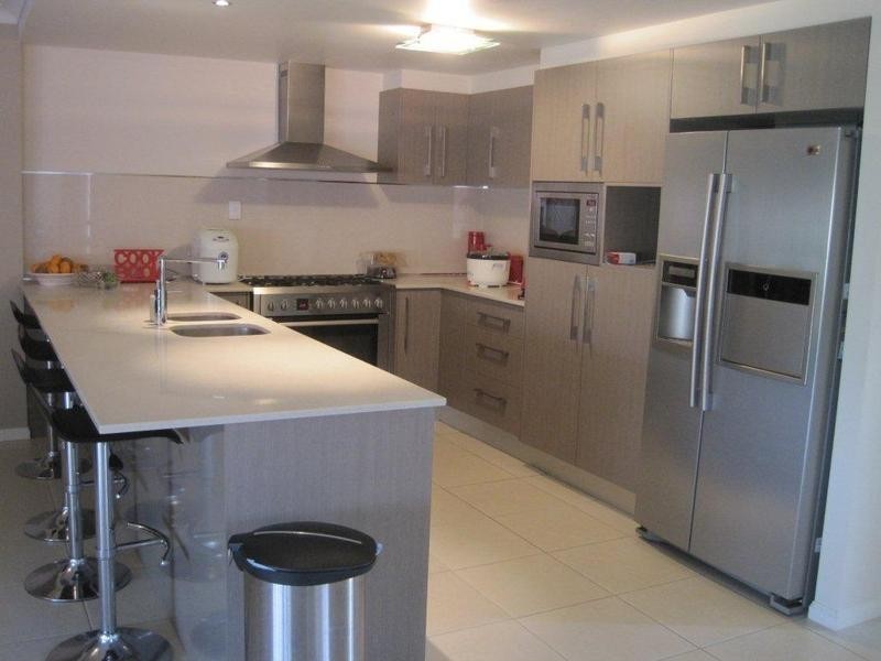 2 Foote Street, Redland Bay QLD 4165