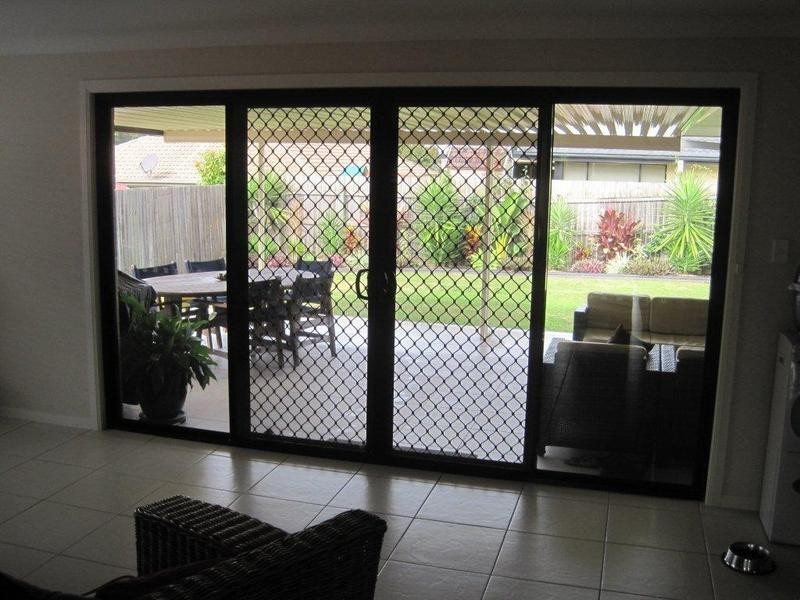 2 Foote Street, Redland Bay QLD 4165