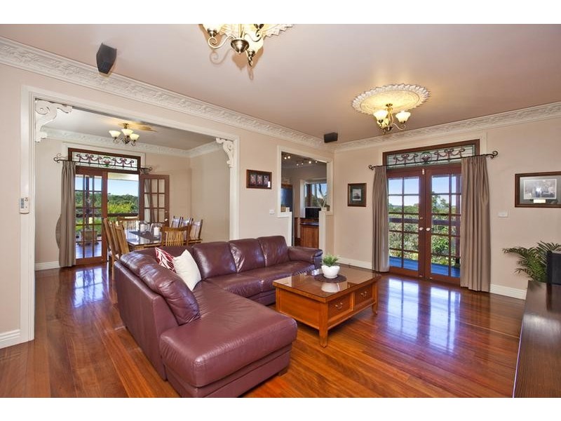 15 Bellevue Lane, Fennell Bay NSW 2283