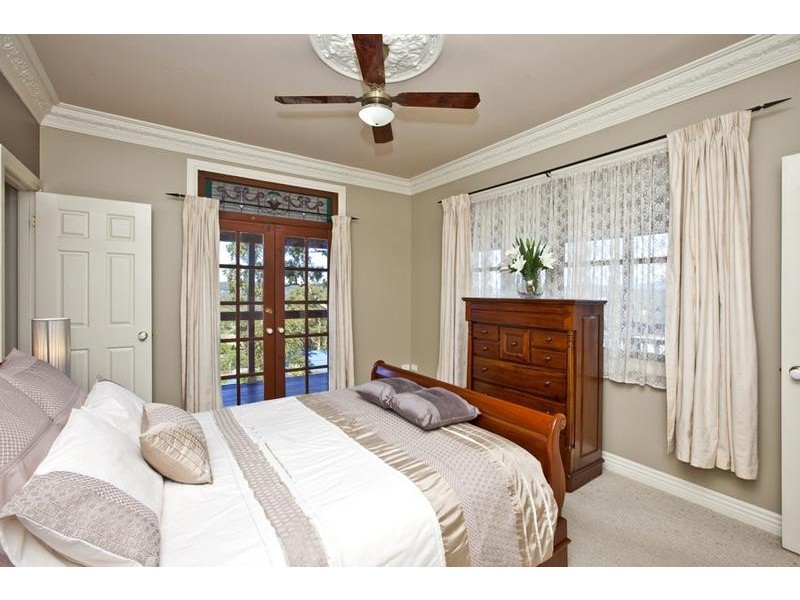 15 Bellevue Lane, Fennell Bay NSW 2283