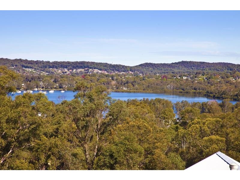 15 Bellevue Lane, Fennell Bay NSW 2283