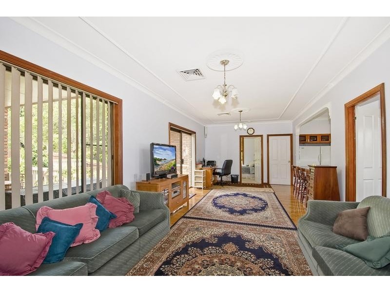 43 Alkrington Avenue, Fishing Point NSW 2283