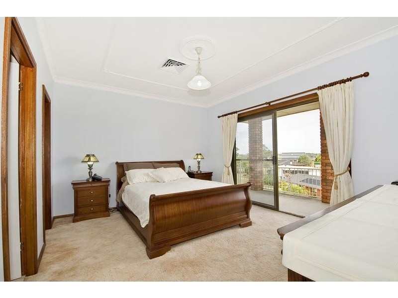 43 Alkrington Avenue, Fishing Point NSW 2283