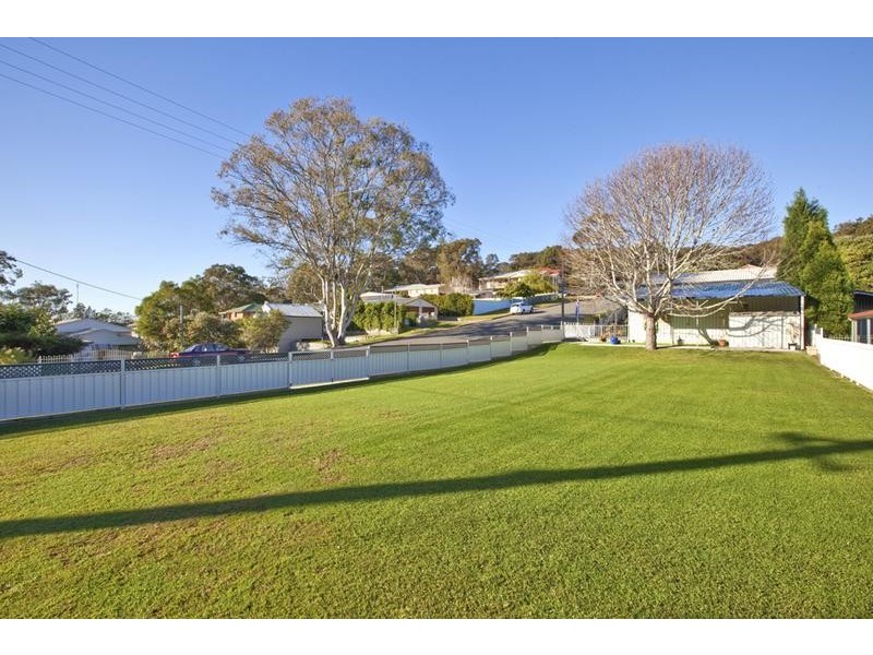 6 Watkins Road, Wangi Wangi NSW 2267