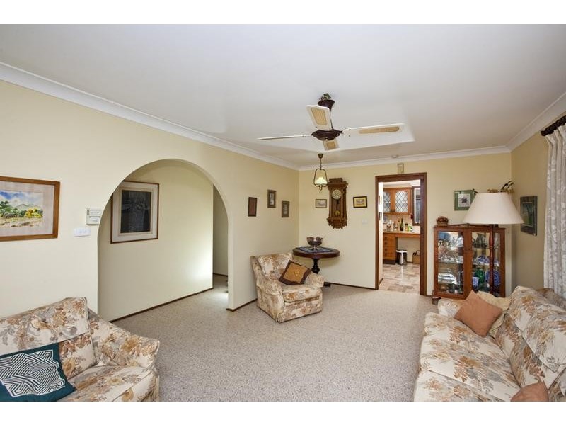 63 Lakeview Road, Kilaben Bay NSW 2283