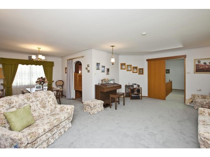 190 Excelsior Parade, Toronto NSW 2283