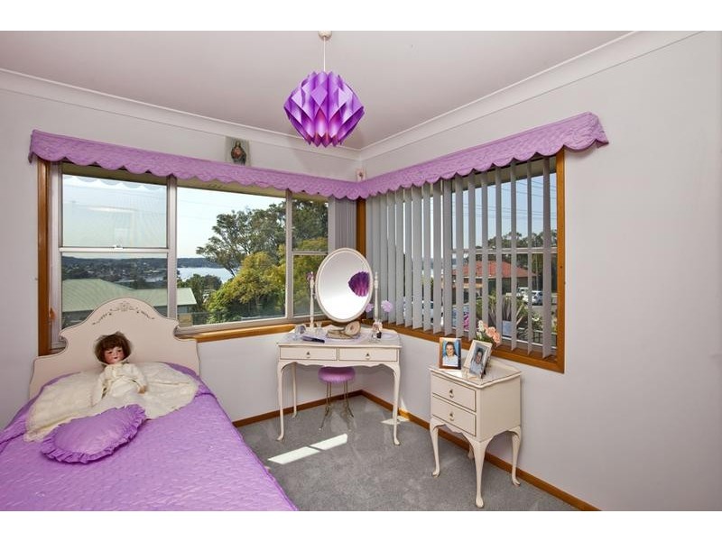 190 Excelsior Parade, Toronto NSW 2283