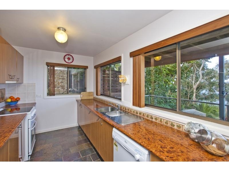 90 Beach Road, Wangi Wangi NSW 2267