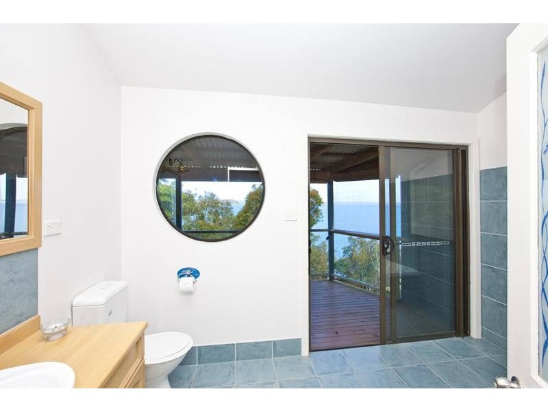 90 Beach Road, Wangi Wangi NSW 2267